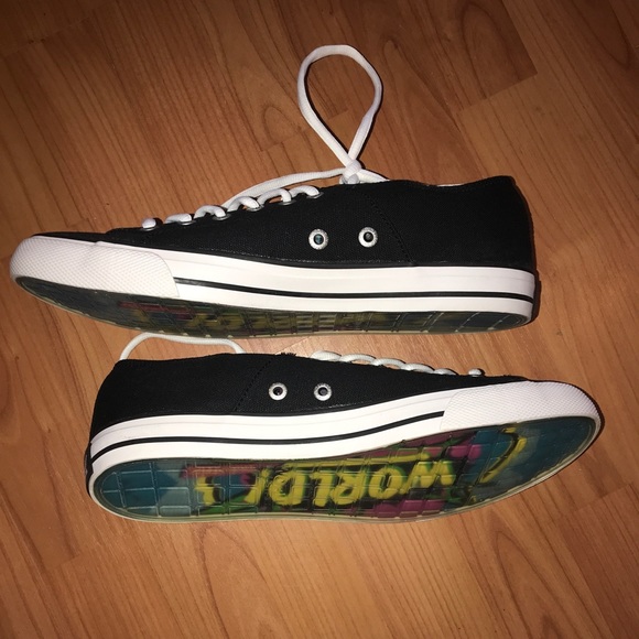 New world industries size 11 men sneakers - Picture 5 of 5